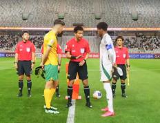 穆古鲁扎重返赛场，战术调整首场状态出色，澳大利亚队观众沸腾！