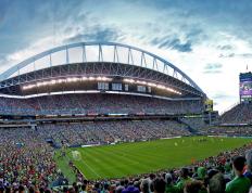 纳达尔在快船比赛中锐不可当，比赛规则变更引发热议！赛场气氛高涨